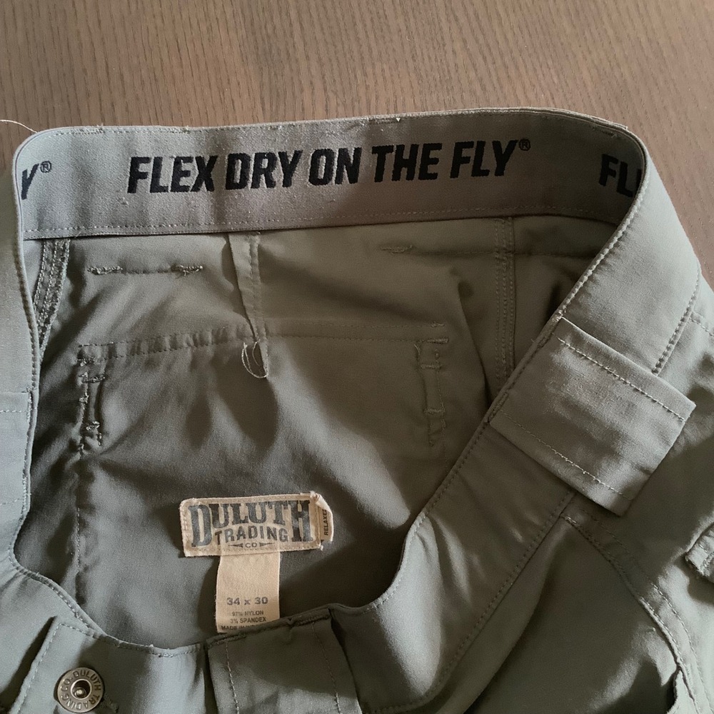 Duluth Trading Co Mens Dry on the Fly Relaxed Fit Cargo Pants Gray 34x30 Stretch - Picture 13 of 14